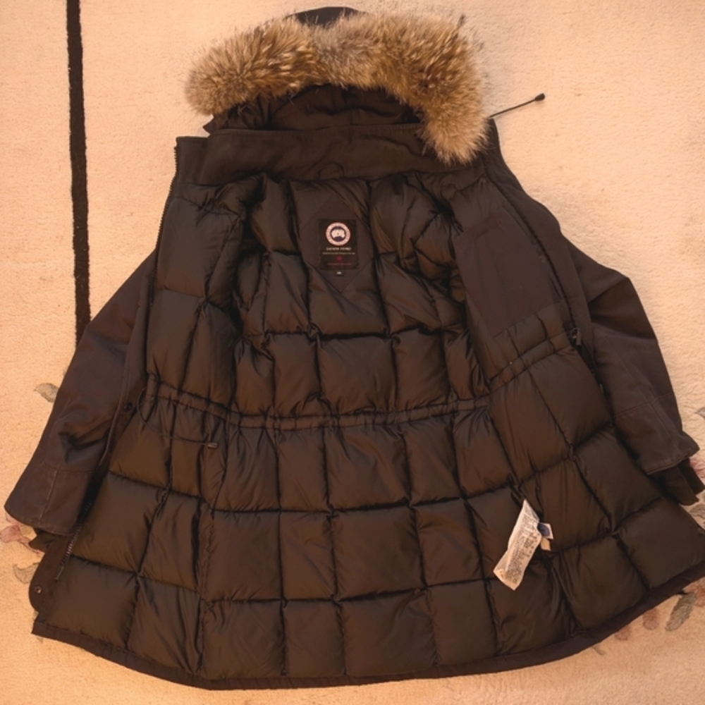 Canada Goose Trillium Parka - Picture 2 of 14
